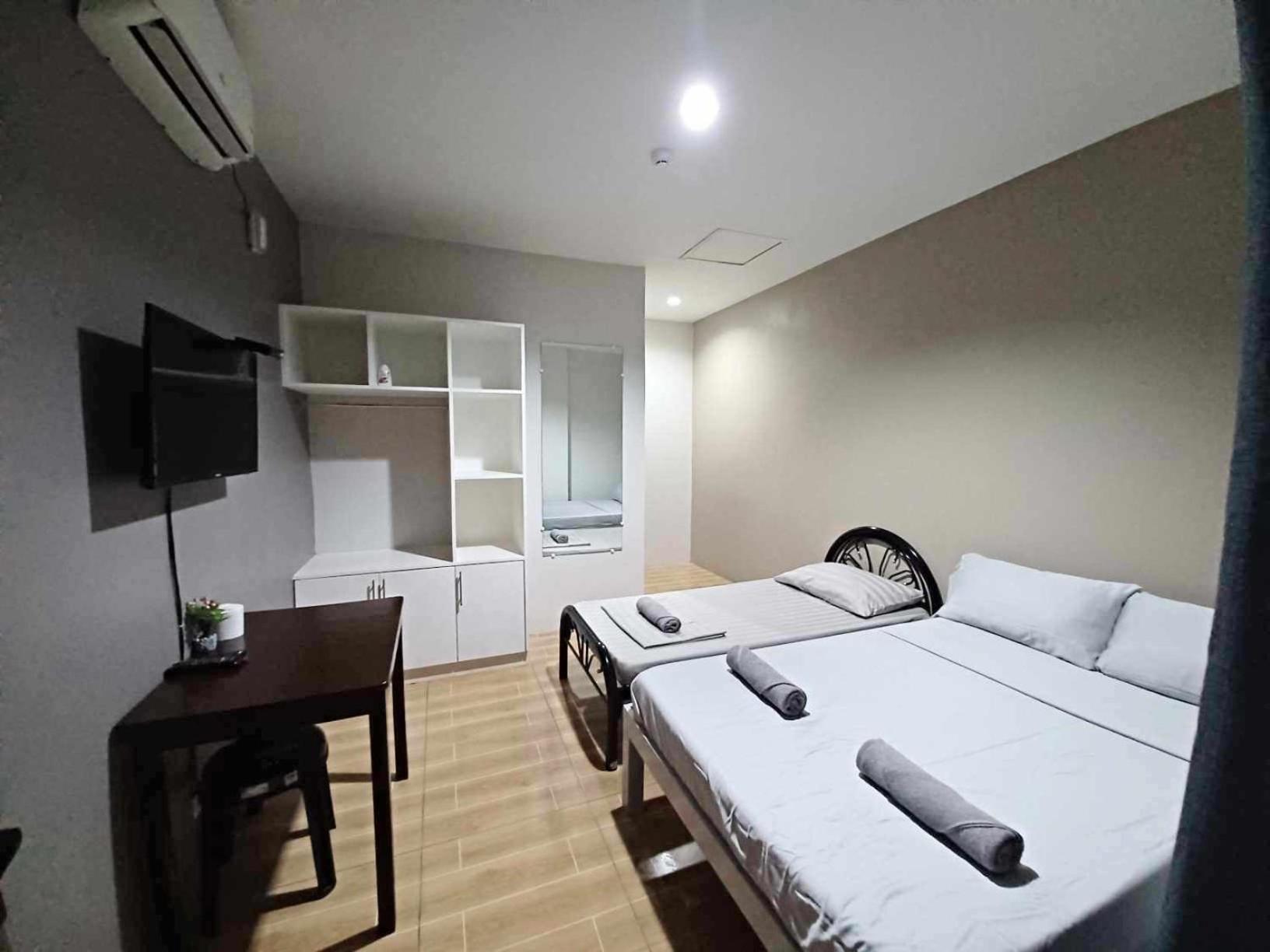 2020 Travelers Inn Dumaguete City Exterior foto