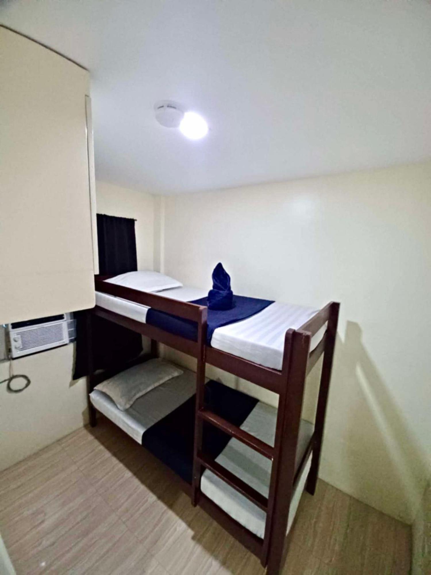 2020 Travelers Inn Dumaguete City Exterior foto