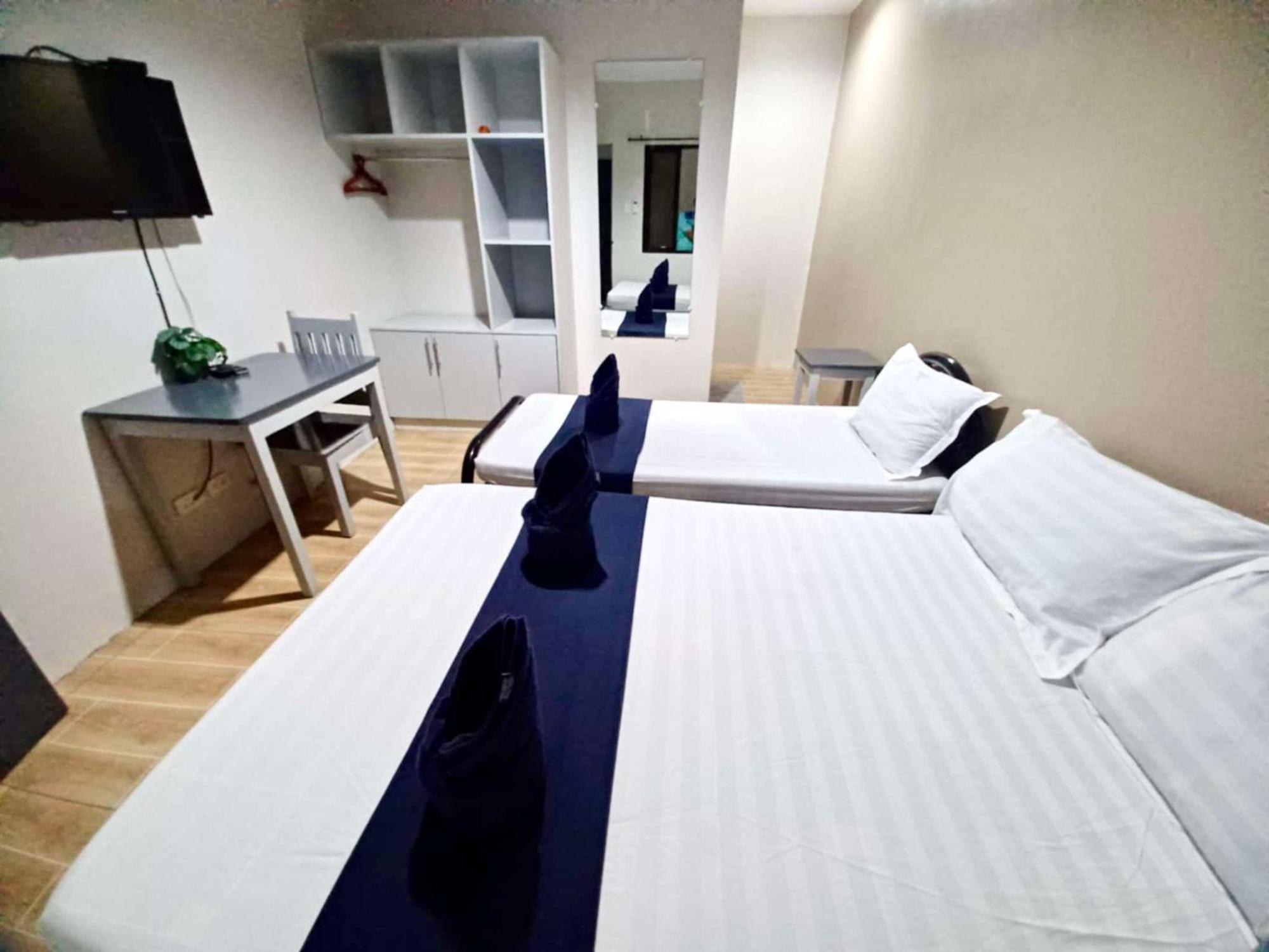 2020 Travelers Inn Dumaguete City Exterior foto